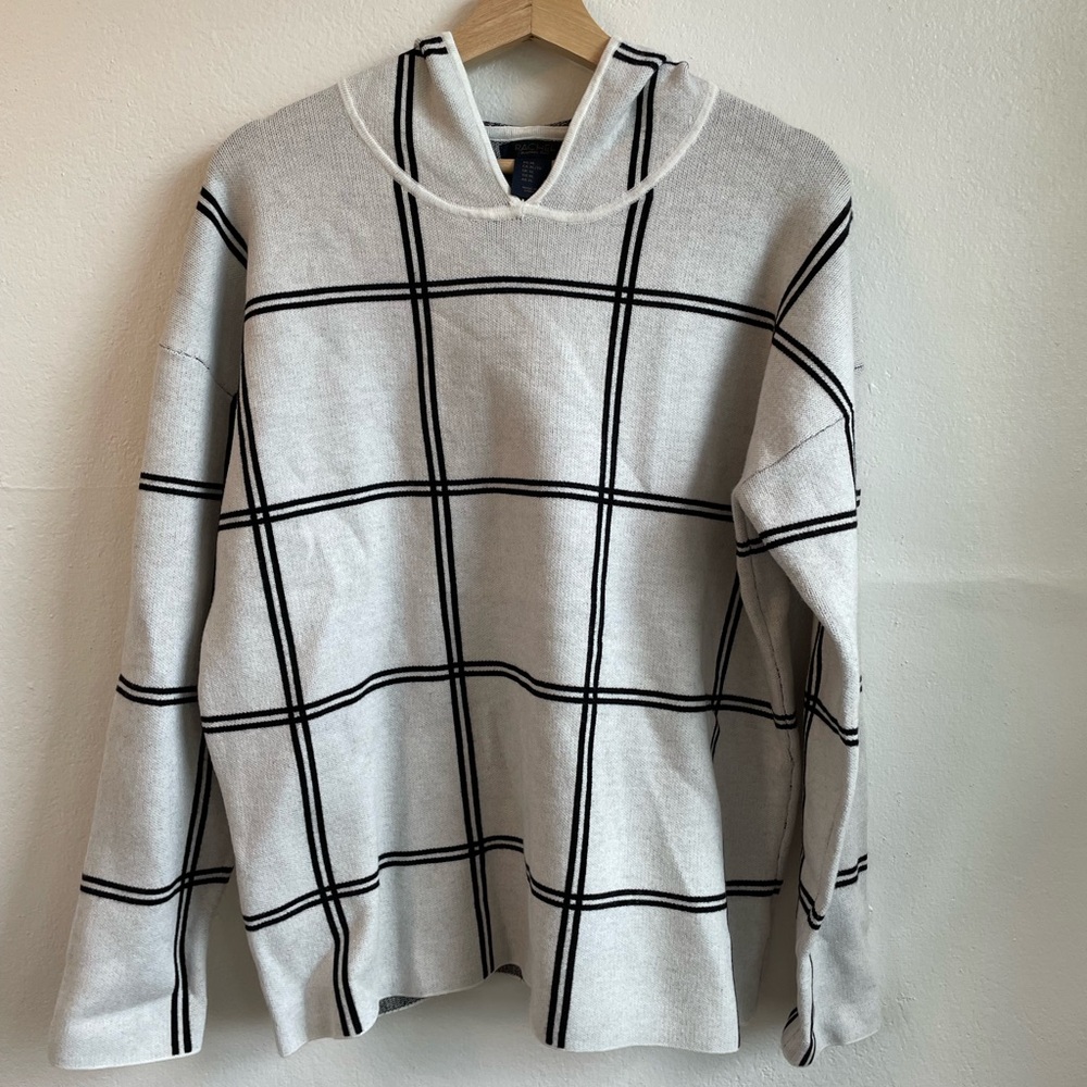 Grey/ tan and black Hooded Sweater